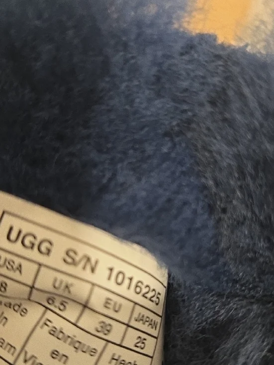 UGG Navy Short Suede Boots with Shearling Trim, 2x Bows On Each Boot - Picture 12 of 14